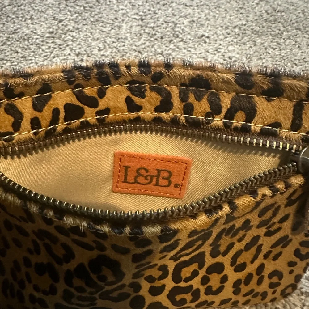 L&B stylish leopard